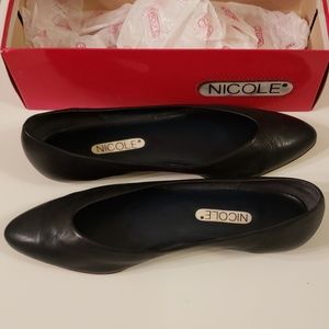 Vintage Navy Blue Nicole flat dress shoes